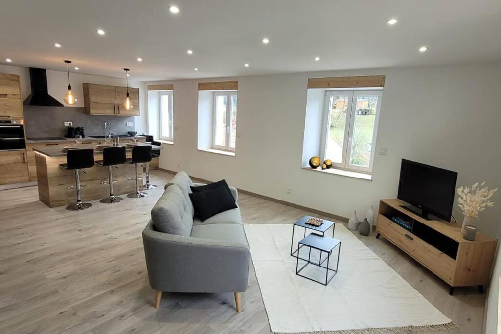 Superbe Appartement Neuf Et Cosy 77 M2 Villers-le-Lac Ngoại thất bức ảnh